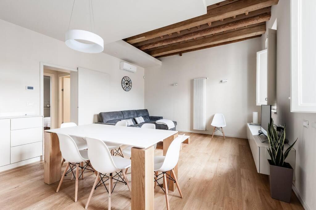 Centro Lucca Vicolo San Pierino 8 Apartment Екстериор снимка
